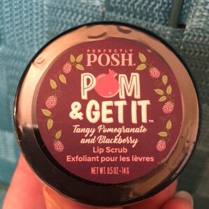 Perfectly POSH Pom & Get it Lip scrub